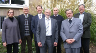 Gruppenbild Stiftungsrat