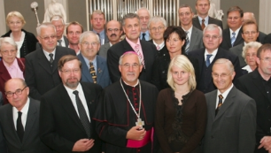 Gruppenbild der Stiftungsgründung